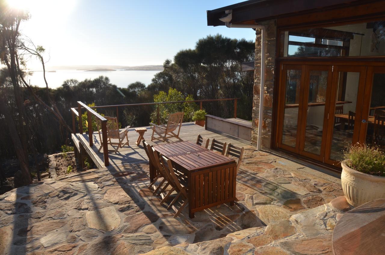 Of Stone & Wood Guesthouse Muston Exterior photo